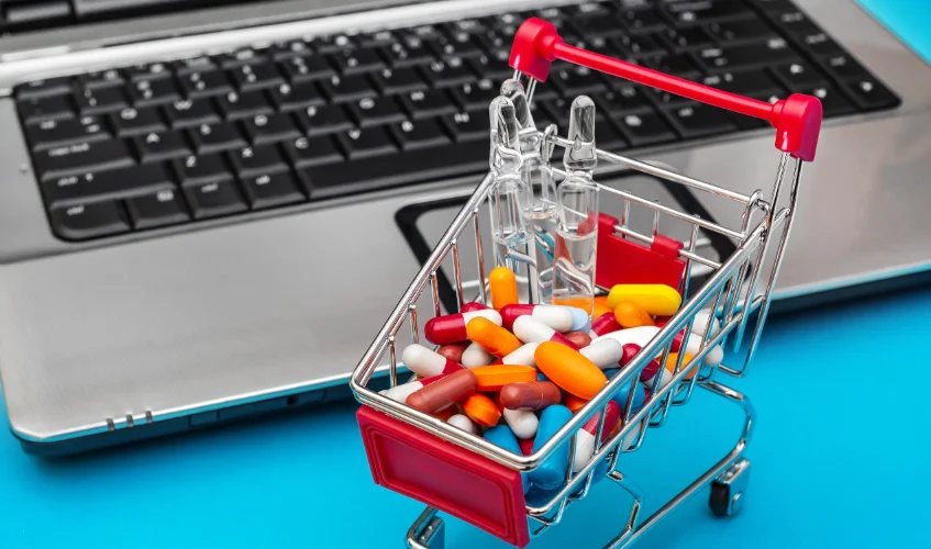 10 Top Benefits of Buying From Online Pharmacy | KnowlesWellness